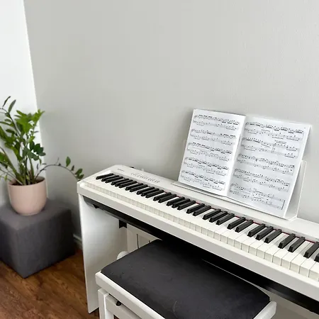 Modern & Stylish 2br With Sauna, Terrace And Free Private Parking