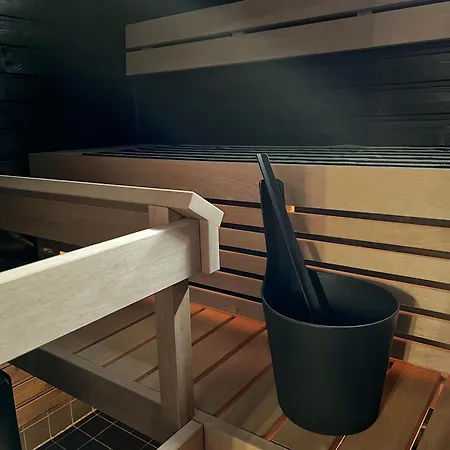 Apartmán Modern & Stylish 2br With Sauna, Terrace And Free Private Parking Lahti