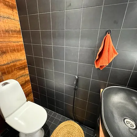 Modern & Stylish 2br With Sauna, Terrace And Free Private Parking Lahti