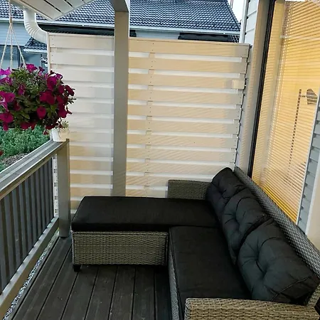 Modern & Stylish 2br With Sauna, Terrace And Free Private Parking Apartmán Lahti